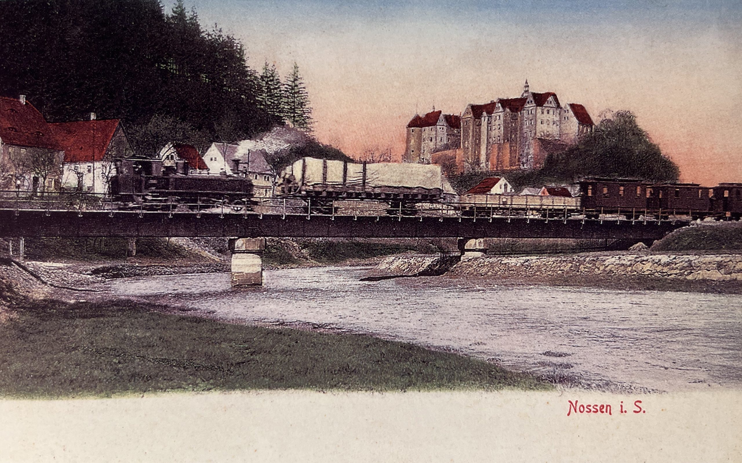 Güterzug mit Personenbeförderung überquert die Muldebrücke in Nossen, Sammlung P. Wunderwald